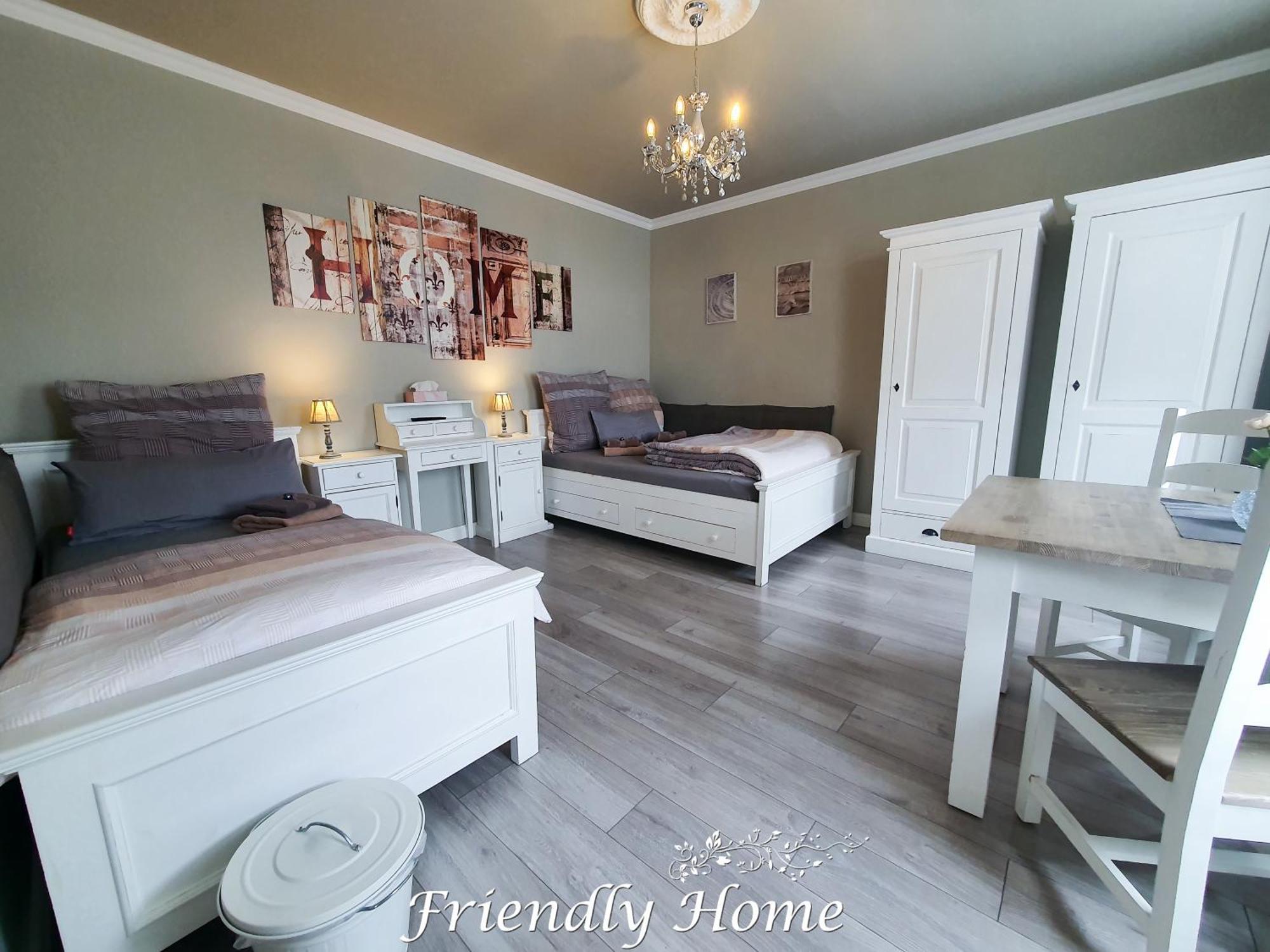 Friendly Home - Stadthaus Борнхайм Екстериор снимка